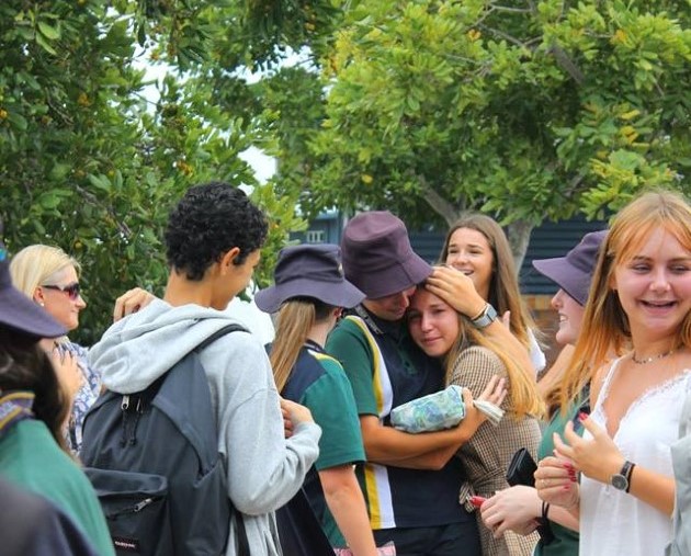 2018 FRENCH EXCHANGE.jpg
