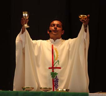 Fr Regi opening mass 2017.jpg